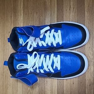 Nike Court Borough Sneakers